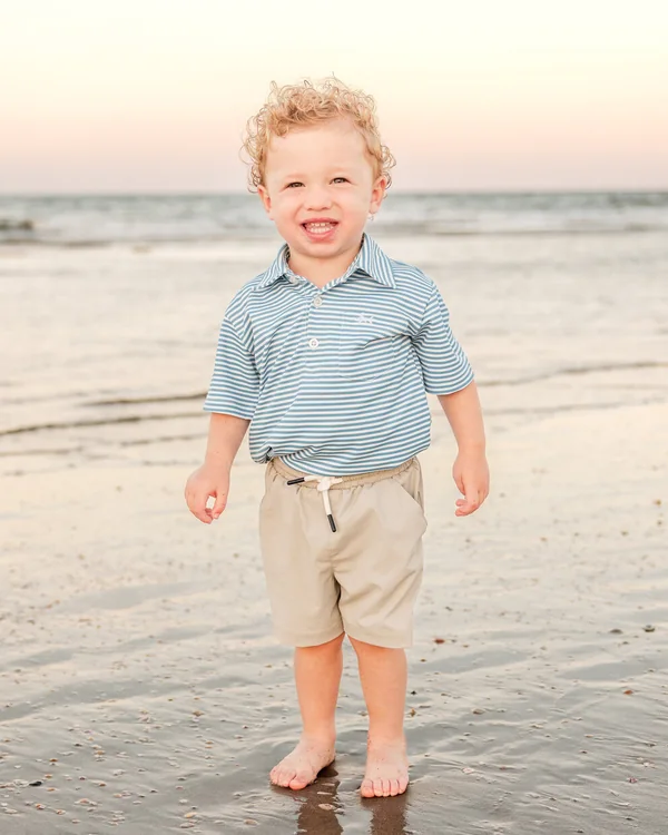 Child photographed during an Ormond Beach family session